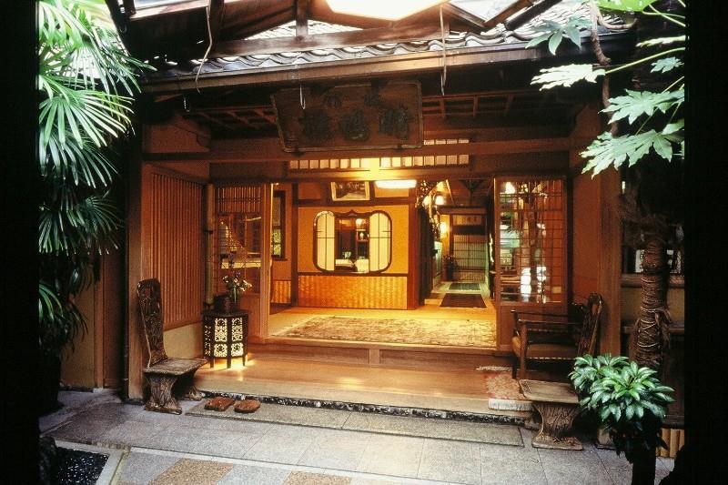 Seikoro Ryokan - Established In 1831 Киото Экстерьер фото